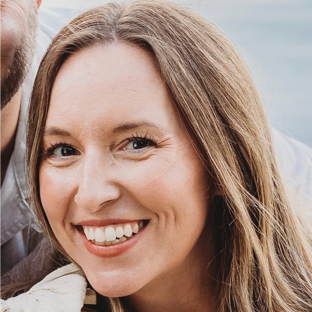 Meet your Posher, Whitney